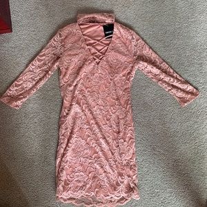 Forever 21 lace light pink dress